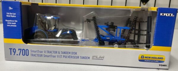 Ertl 1:64 die cast New Holland T9.700 SmartTrax ll Farm Tractor with Tandem Disk