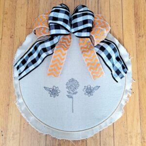 Circular fall wall hanging