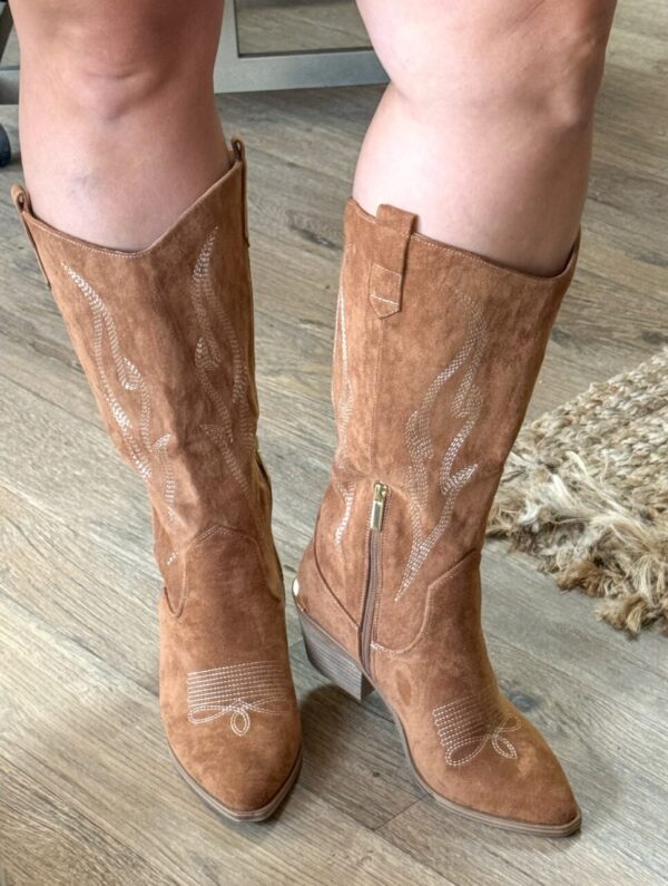 Headliner Wide Calf Boots