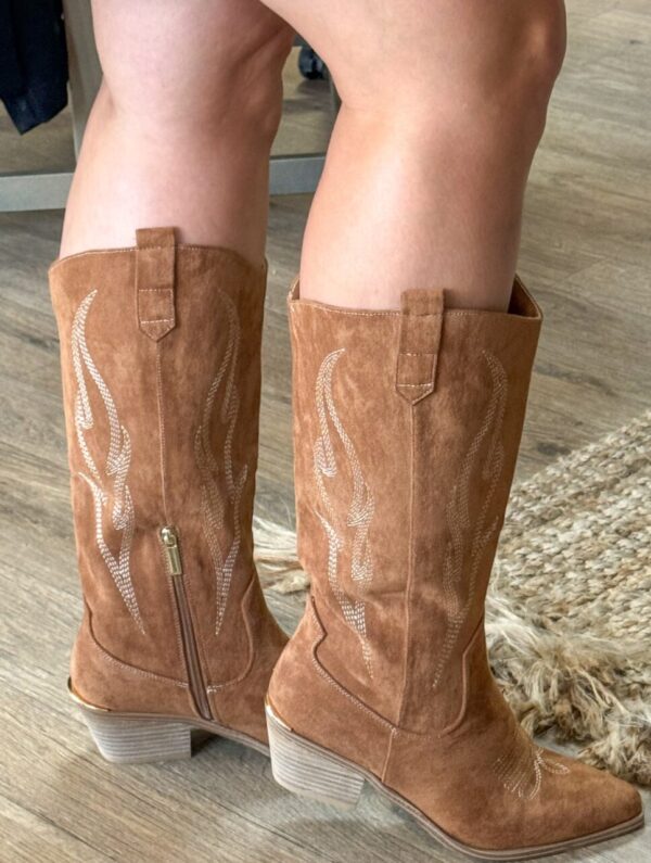 Headliner Wide Calf Boots