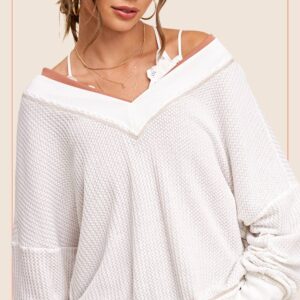 Loose Fit V-neck Waffle Textured Long Sleeve Top