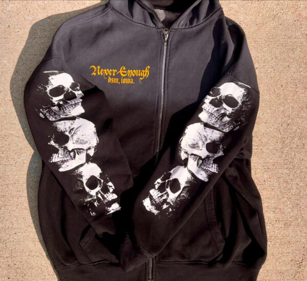 SKULLS ZIP UP HOODIE