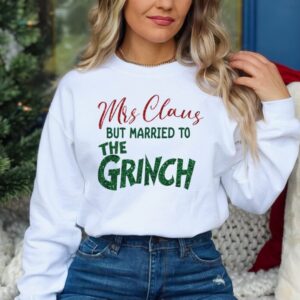 Mrs Claus but married to the Grinch Glitter – Bella Canvas Fleece Lined