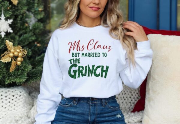 Mrs Claus but married to the Grinch Glitter – Bella Canvas Fleece Lined