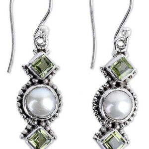 Vintage Look Wire Drop Earring – Green/Pearl