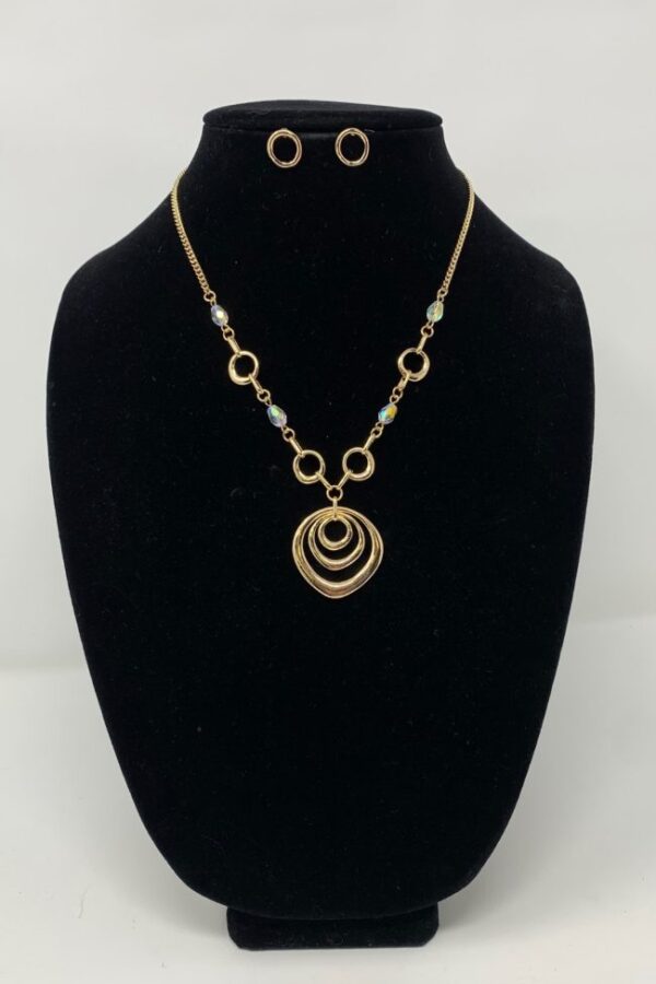 Geometric Gold Circle Necklace Set