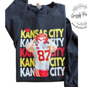 Travis Kelce Heart Hands Crewneck Sweatshirt