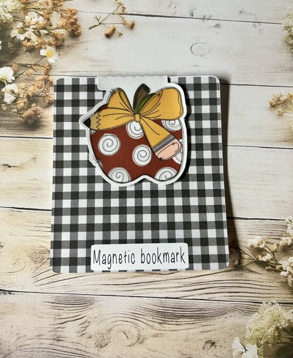 Apple with pencil bow magnetic bookmark