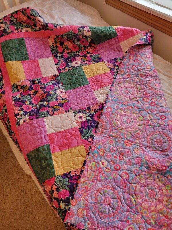 Wandering Squares Quilt – Throw Size