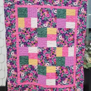 Wandering Squares Quilt – Throw Size