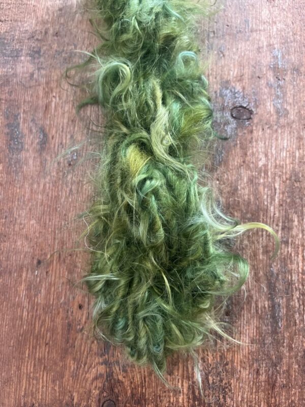 O Tannenbaum, green mohair art yarn, 20 yards