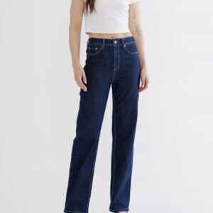 Lila Loose Fit Mica Jean