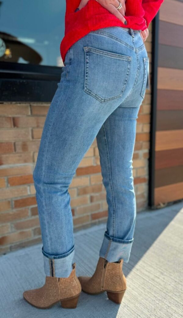 MICKI MICA HIGH RISE STRAIGHT LEG JEANS