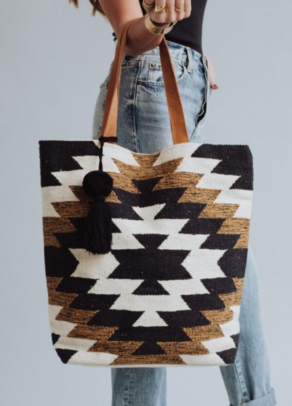 PAXTYN AZTEC TOTE