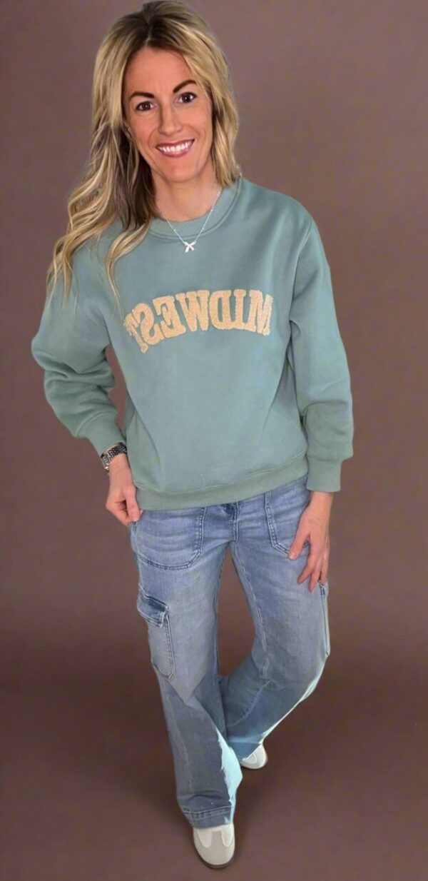 PAISLEE MIDWEST SWEATSHIRT