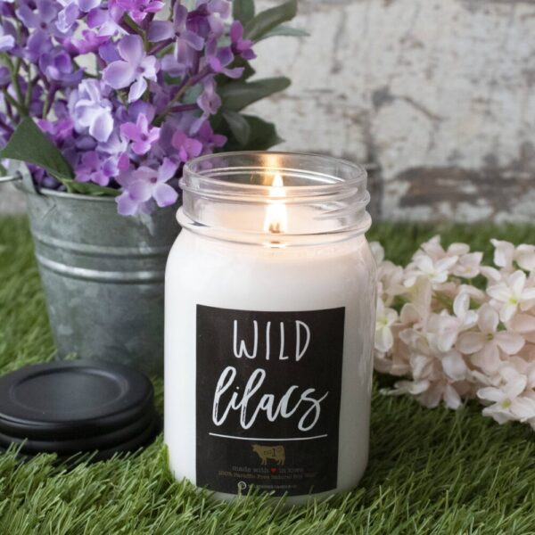 13 oz Mason Jar Candle: Wild Lilacs