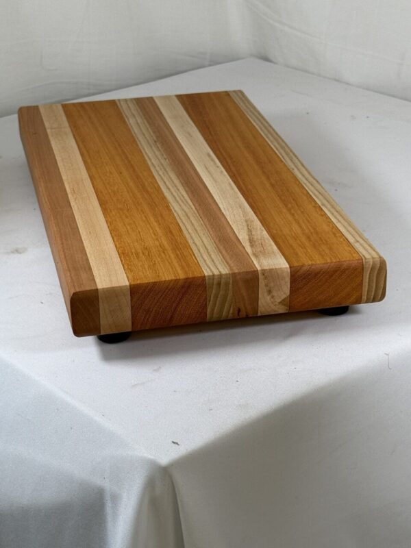 Edge Grain Cutting Board