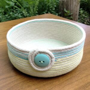 Small rope basket/bowl in mint and lime. Handmade storage basket. Organize jewelry, keys, various items.
