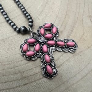 Western Pink Bow and Faux Pearls Necklace – 18 inch +3