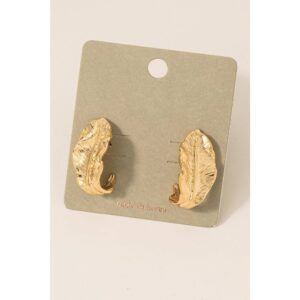 Curved Metallic Feather Hoop Earrings: Gold