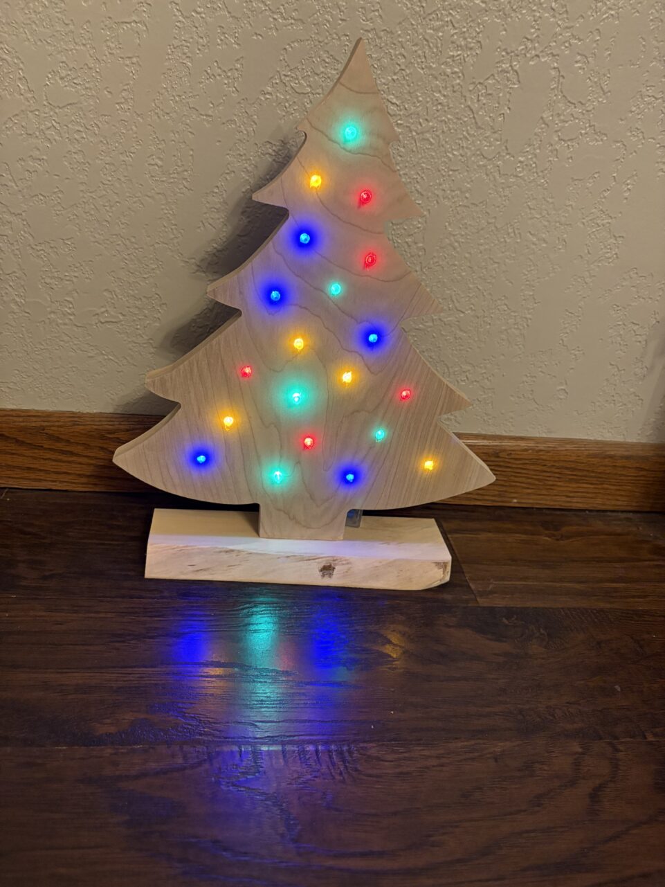 Handcrafted Wooden Christmas Tree with Lights – Shop Iowa